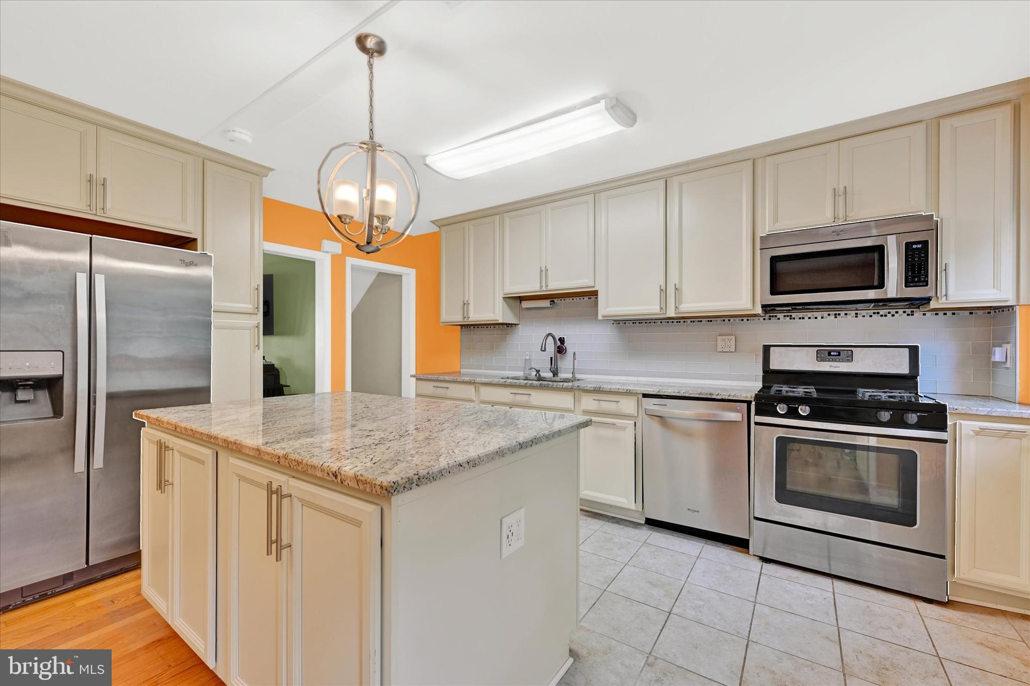 228 Stanmore Road Baltimore, MD 21212 - Photo 8 of 28