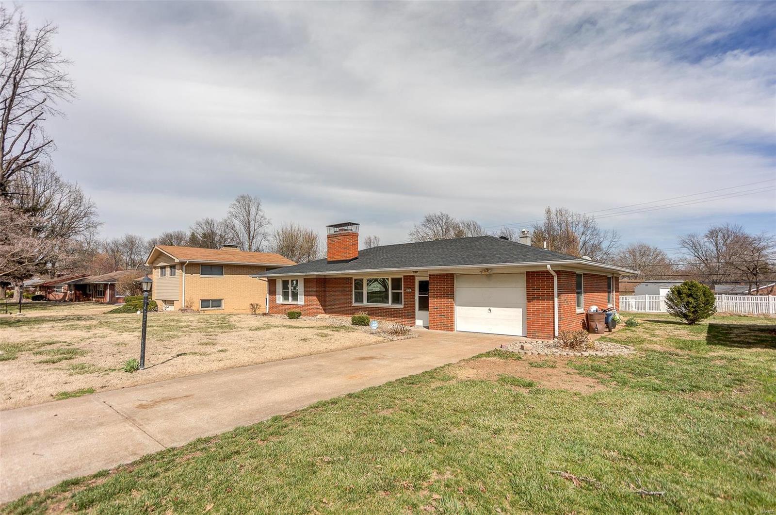 928 Werner Road Belleville, IL 62223 - Photo 6 of 28 Gallery Image 6