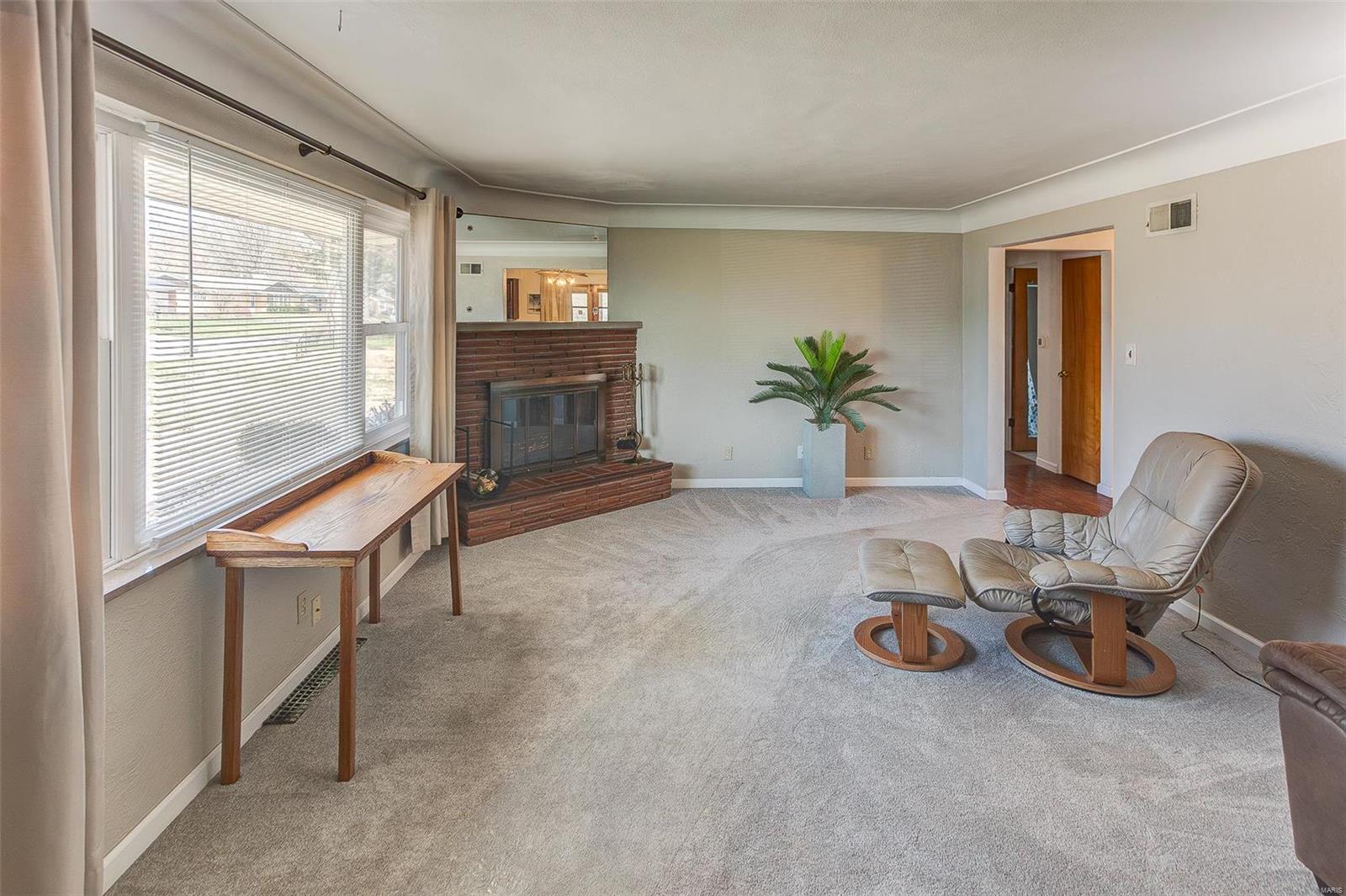 928 Werner Road Belleville, IL 62223 - Photo 8 of 28 Gallery Image 8