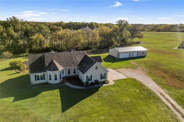 $514,995 | 7191 Southeast Downing Road, Holt, MO 64048
