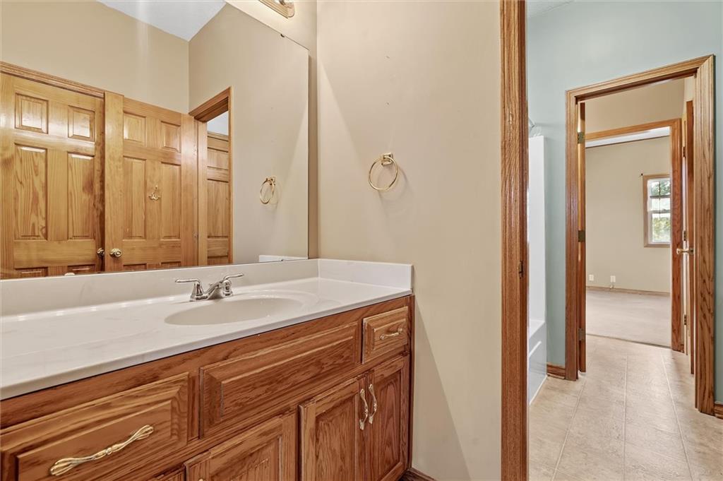 7191 Southeast Downing Road Holt, MO 64048 - Photo 16 of 61