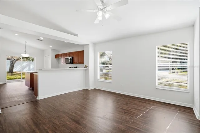 $284,900 | 11719 Crest Creek Drive, Riverview, FL 33569