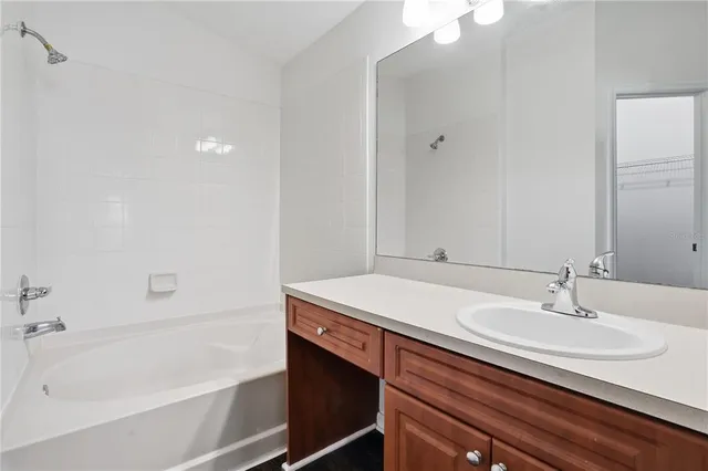 $284,900 | 11719 Crest Creek Drive, Riverview, FL 33569