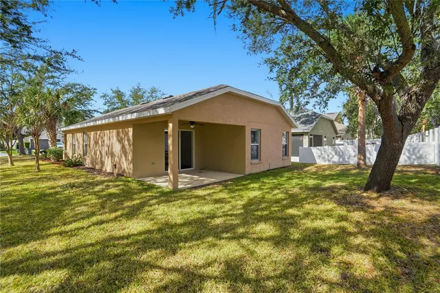 $284,900 | 11719 Crest Creek Drive, Riverview, FL 33569