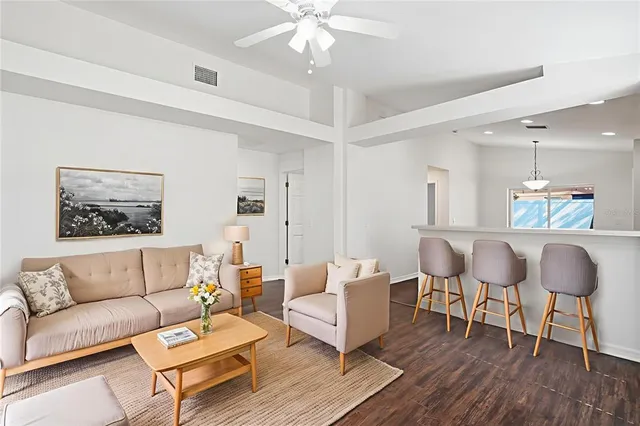 $284,900 | 11719 Crest Creek Drive, Riverview, FL 33569