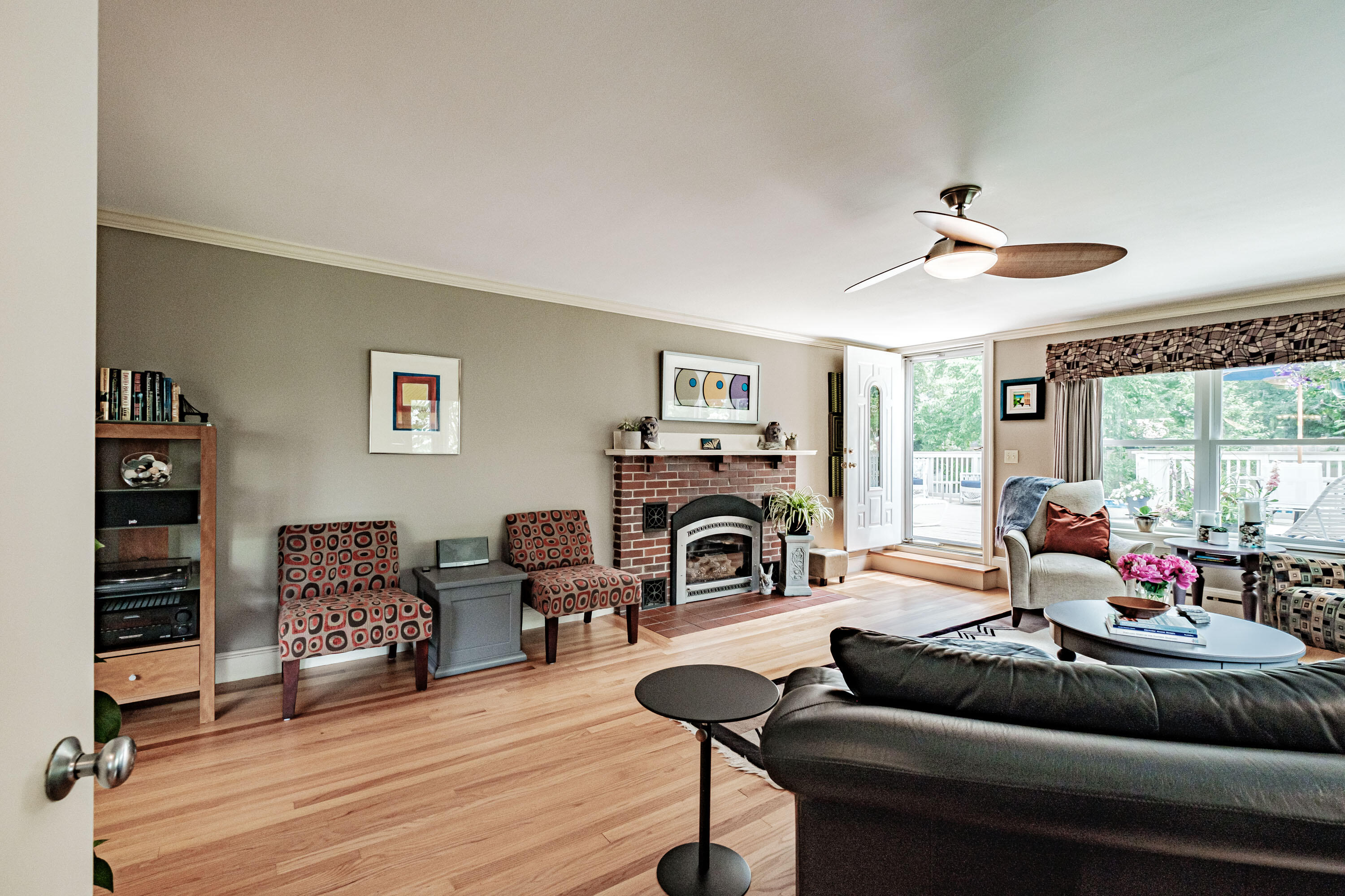 1 Caron Street Portland, ME 04103 - Photo 28 of 92 Living room