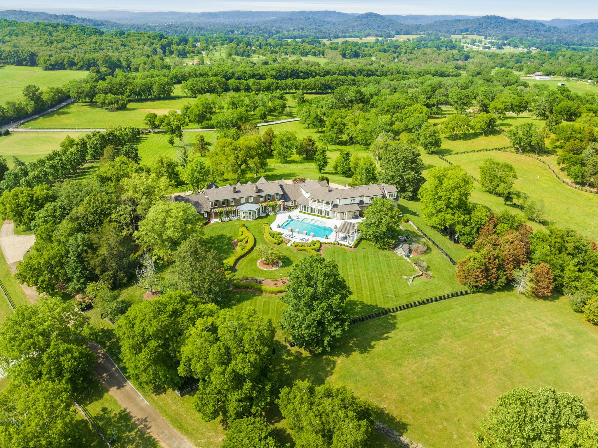 1577 Moran Road Franklin, TN 37069 - Photo 25 of 70