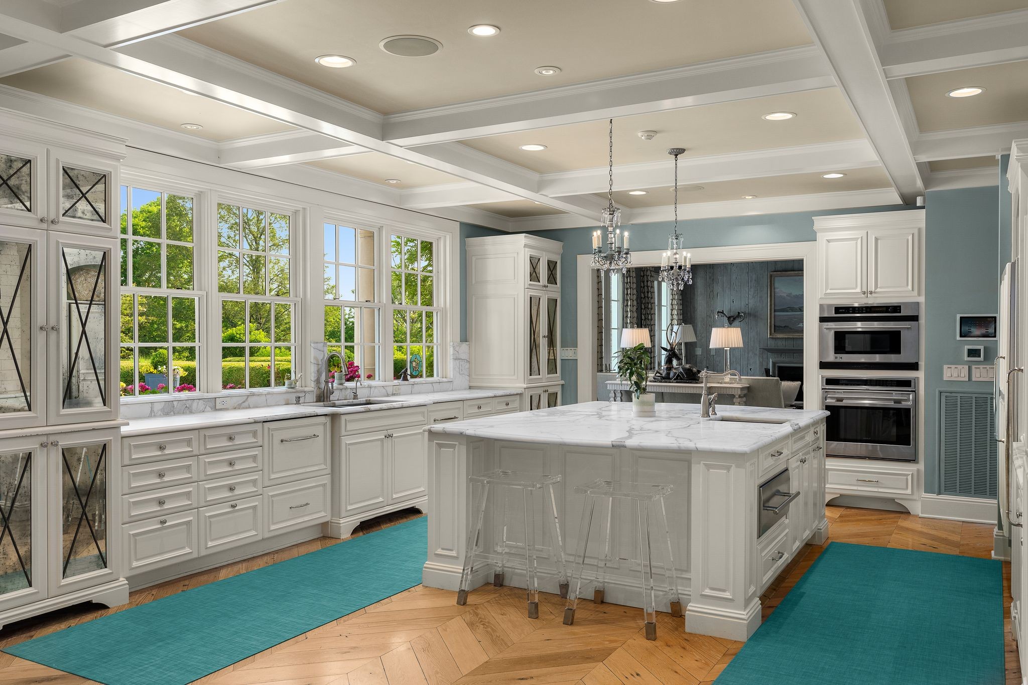 1577 Moran Road Franklin, TN 37069 - Photo 36 of 70 a large white kitchen with a large window