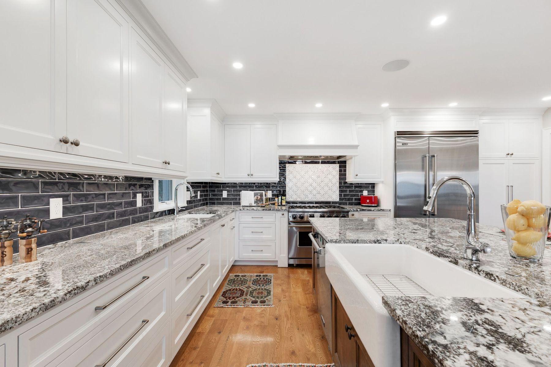 4286 Circle Road Excelsior, MN 55331 - Photo 15 of 69