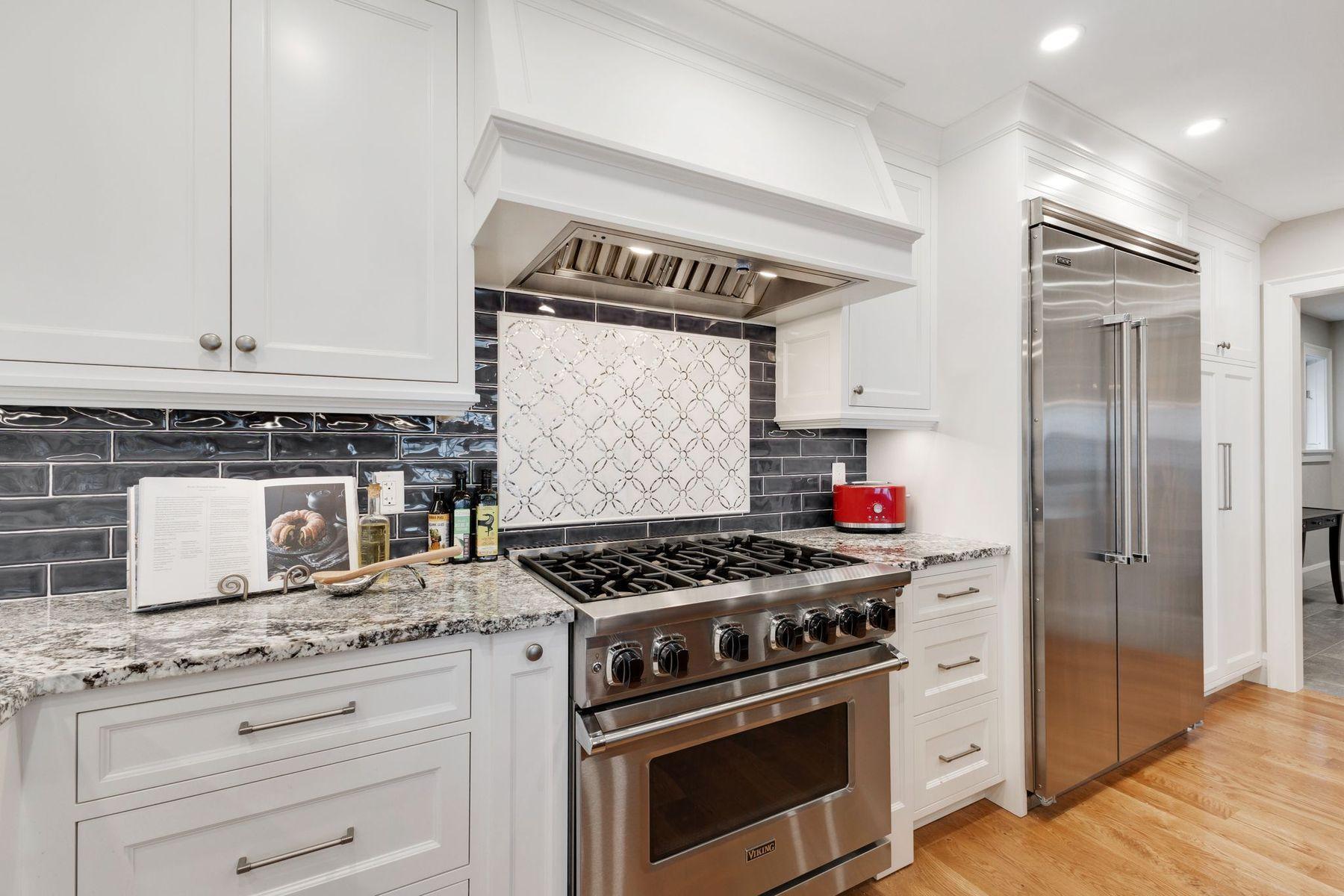 4286 Circle Road Excelsior, MN 55331 - Photo 16 of 69