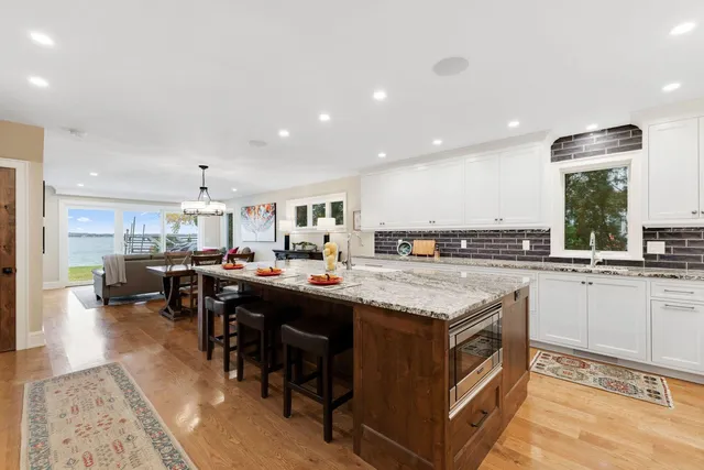 $2,600,000 | 4286 Circle Road, Tonka Bay, MN 55331