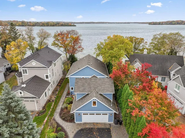 $2,600,000 | 4286 Circle Road, Tonka Bay, MN 55331