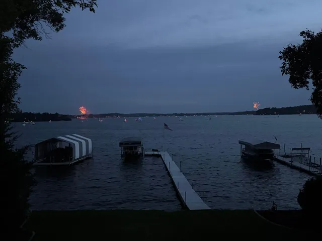 $2,600,000 | 4286 Circle Road, Tonka Bay, MN 55331