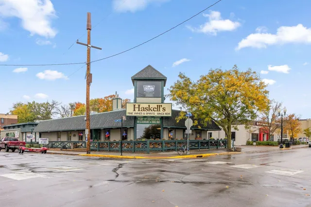 $2,600,000 | 4286 Circle Road, Tonka Bay, MN 55331