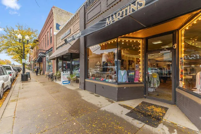 $2,600,000 | 4286 Circle Road, Tonka Bay, MN 55331