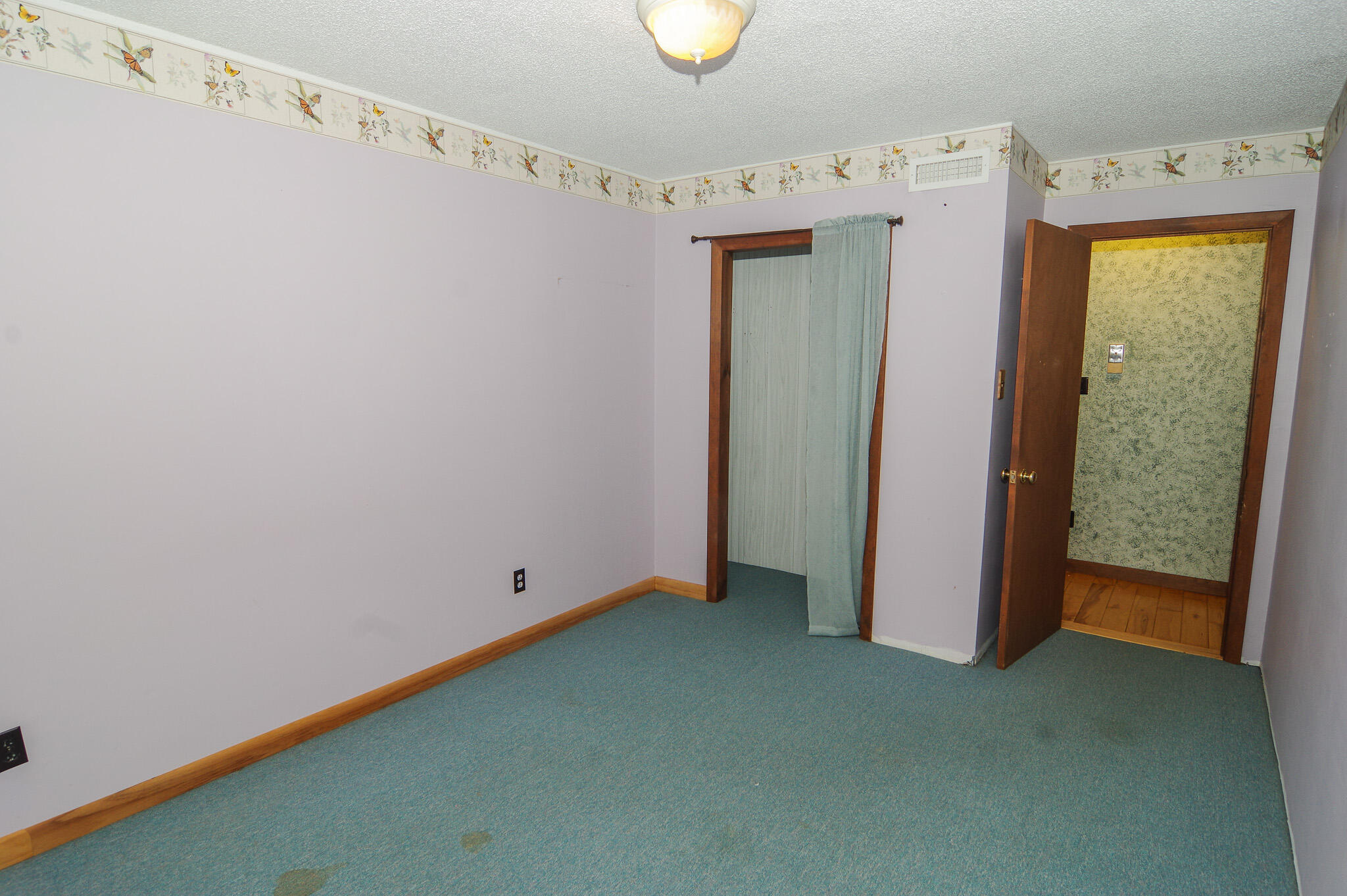 712 Avenue Road Corinth, ME 04427 - Photo 14 of 37 IMGP9464