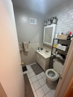 901 West Dakin Street, Unit 2E Chicago, IL 60613 - Photo 14 of 18