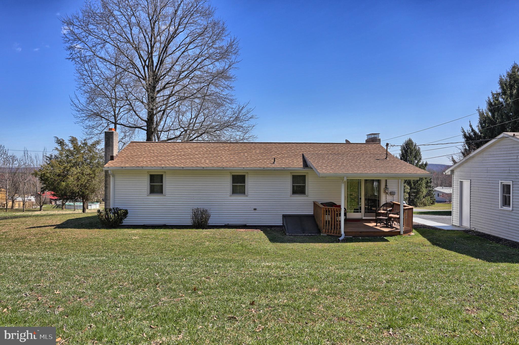 935 Bentzel Road Lewisberry, PA 17339 - Photo 2 of 32