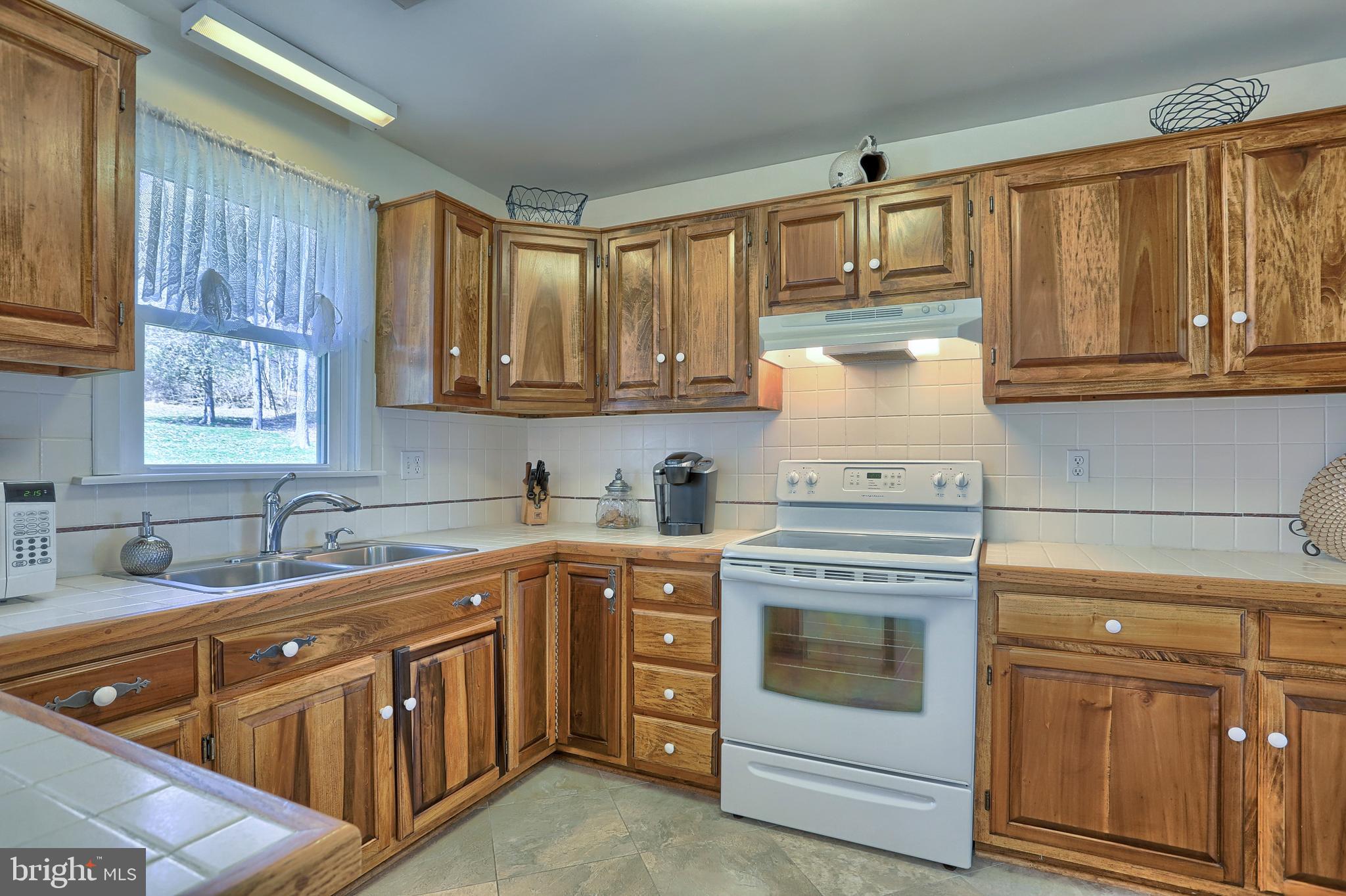 935 Bentzel Road Lewisberry, PA 17339 - Photo 11 of 32