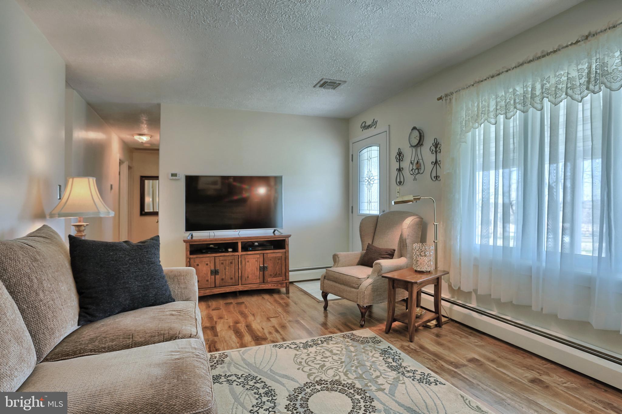 935 Bentzel Road Lewisberry, PA 17339 - Photo 8 of 32
