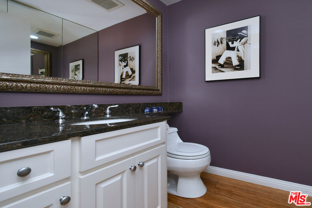 11687 Bellagio Road, Unit 3 Los Angeles, CA 90049 - Photo 22 of 57