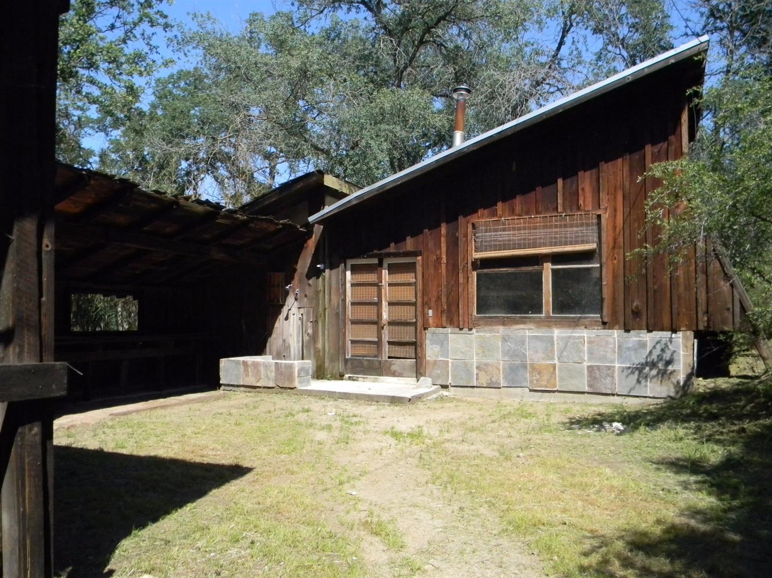 42486 Sierra Drive Three Rivers, CA 93271 - Photo 1 of 36 Gallery Image 1