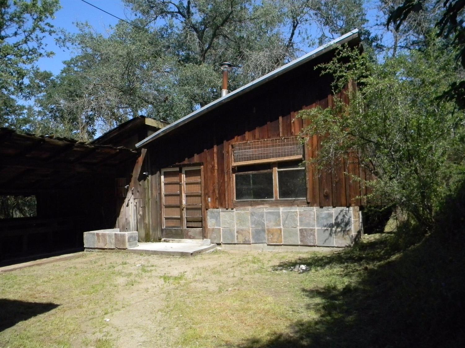 42486 Sierra Drive Three Rivers, CA 93271 - Photo 2 of 36 Gallery Image 2