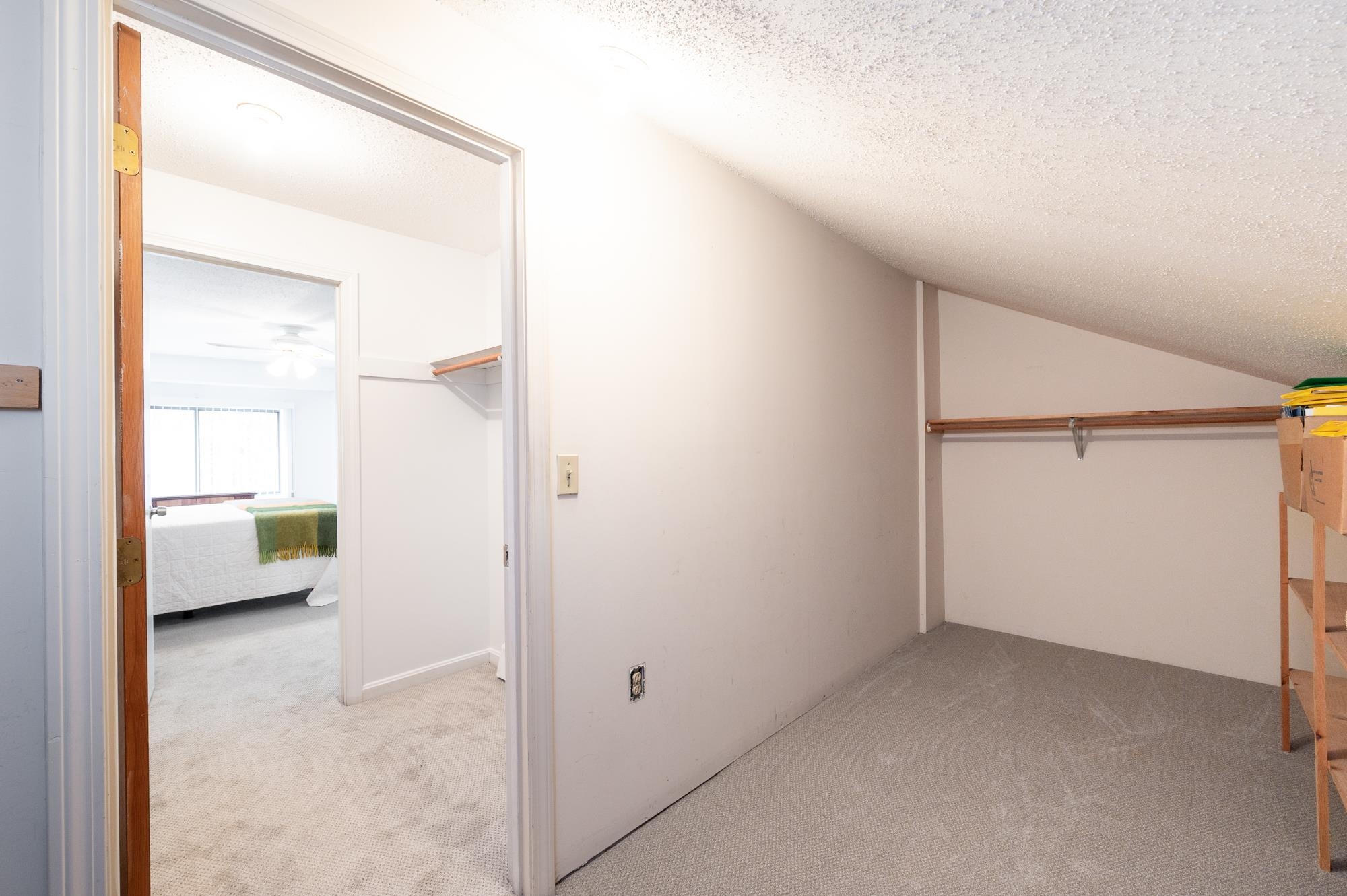 98 Indian Rock Road Merrimack, NH 03054 - Photo 23 of 40