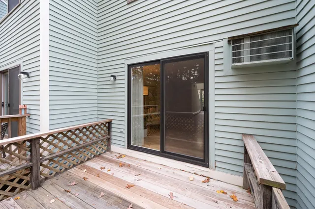 $385,000 | 98 Indian Rock Road, Merrimack, NH 03054