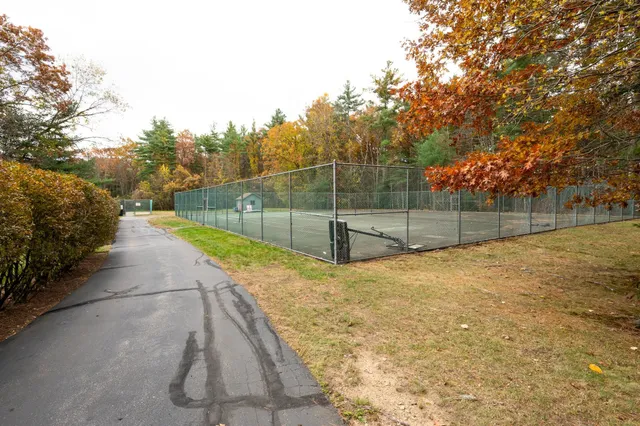 $385,000 | 98 Indian Rock Road, Merrimack, NH 03054