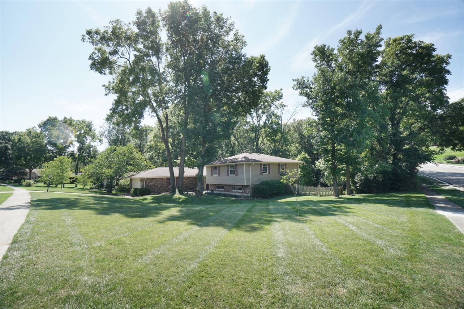 1500 Ambridge Road Centerville, OH 45459 - Photo 3 of 50 Gallery Image 3
