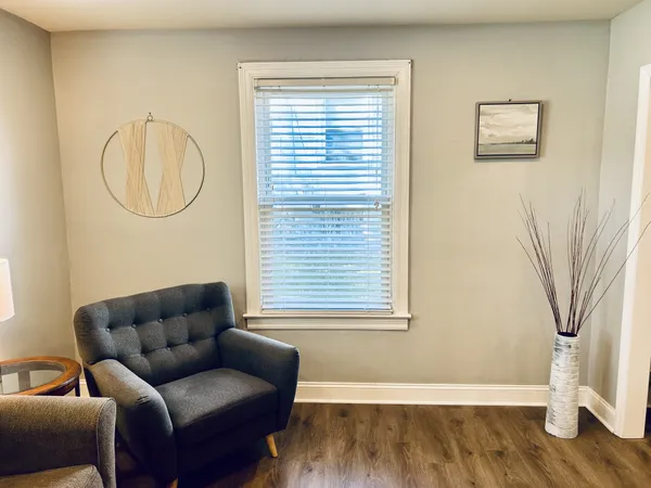 $2,395 | 945 Chickasaw Avenue, Nashville, TN 37207