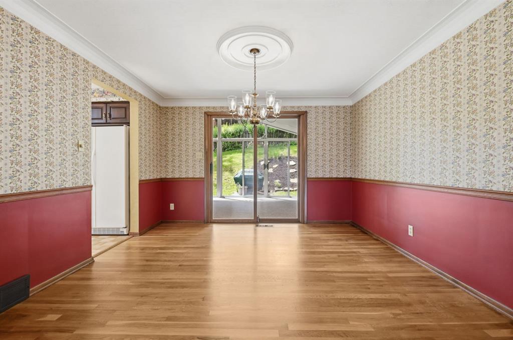 8244 Coach Court Allison Park, PA 15101 - Photo 7 of 50