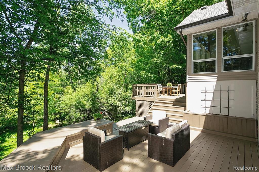 19248 Riverside Drive Beverly Hills, MI 48025 - Photo 49 of 54