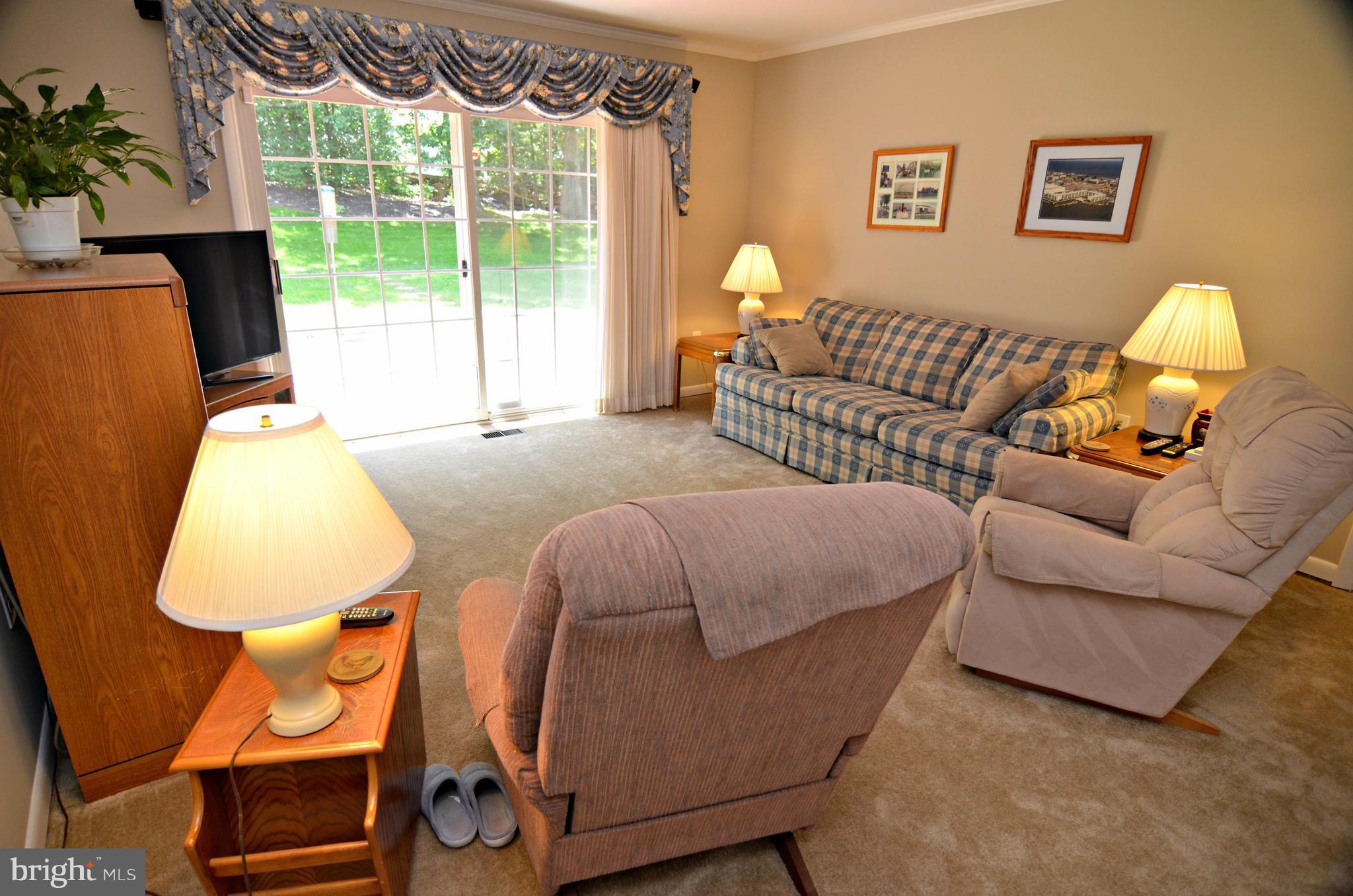 12403 Radnor Lane Laurel, MD 20708 - Photo 14 of 30 Family Room