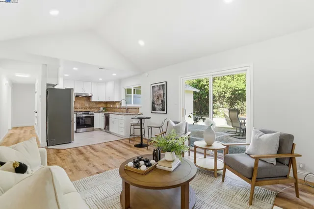 $2,199,880 | 240 Carmelita Place, Fremont, CA 94539