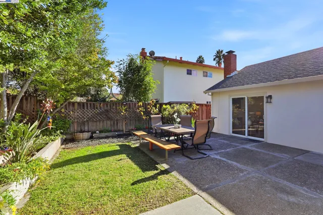 $2,199,880 | 240 Carmelita Place, Fremont, CA 94539
