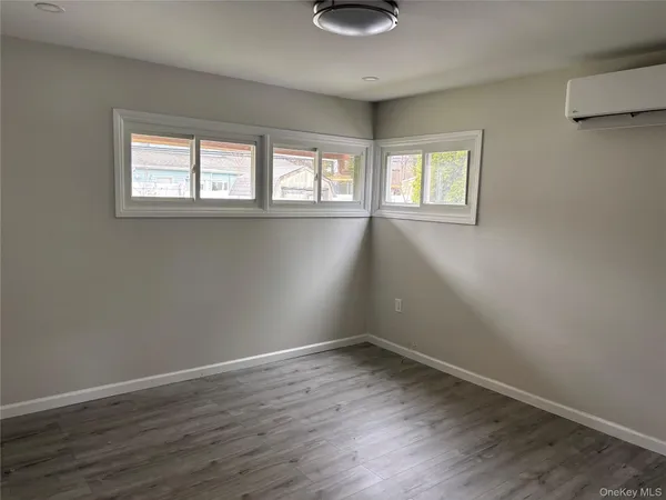 $4,675 | 55 Acre Lane, Hicksville, NY 11801