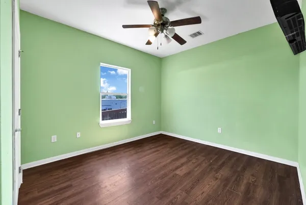 $295,000 | 771 10th Street, Dickinson, TX 77539