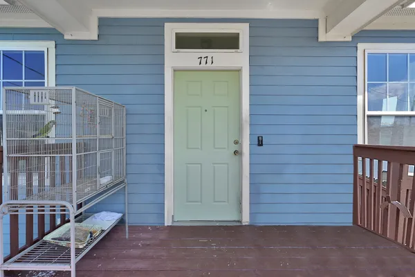 $295,000 | 771 10th Street, Dickinson, TX 77539