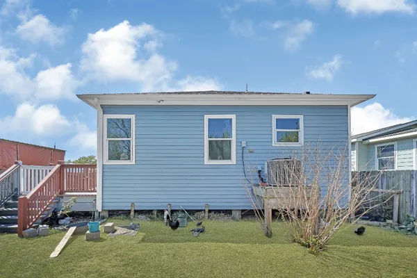 $295,000 | 771 10th Street, Dickinson, TX 77539