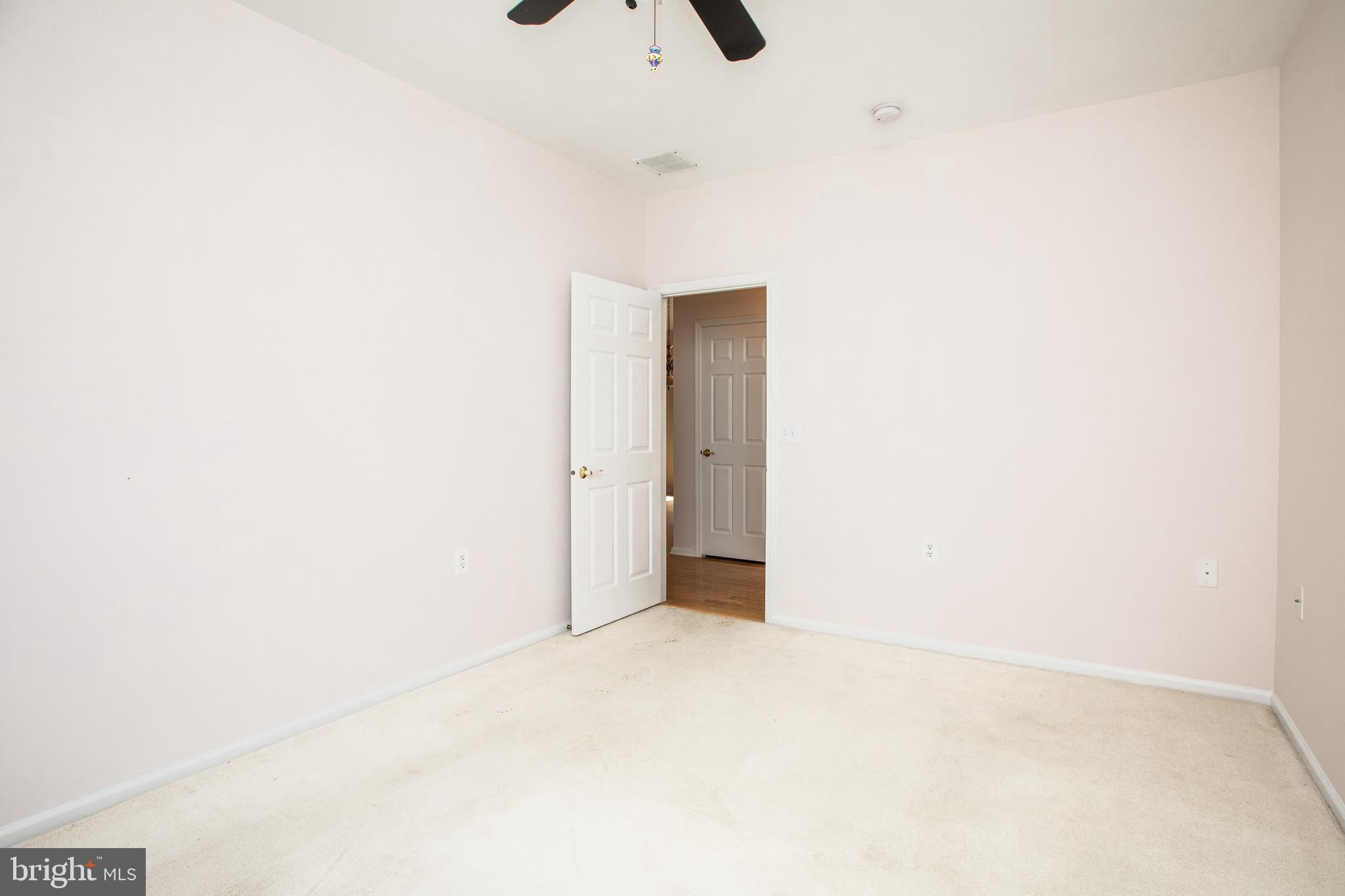 97 Hummingbird Drive Hamilton, NJ 08690 - Photo 11 of 23