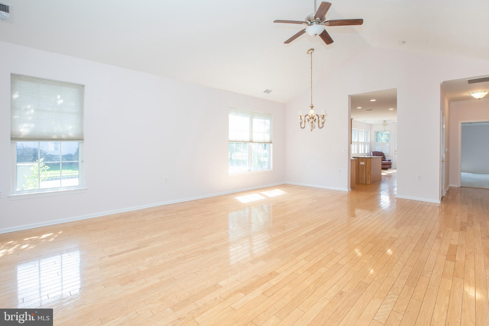 97 Hummingbird Drive Hamilton, NJ 08690 - Photo 18 of 23