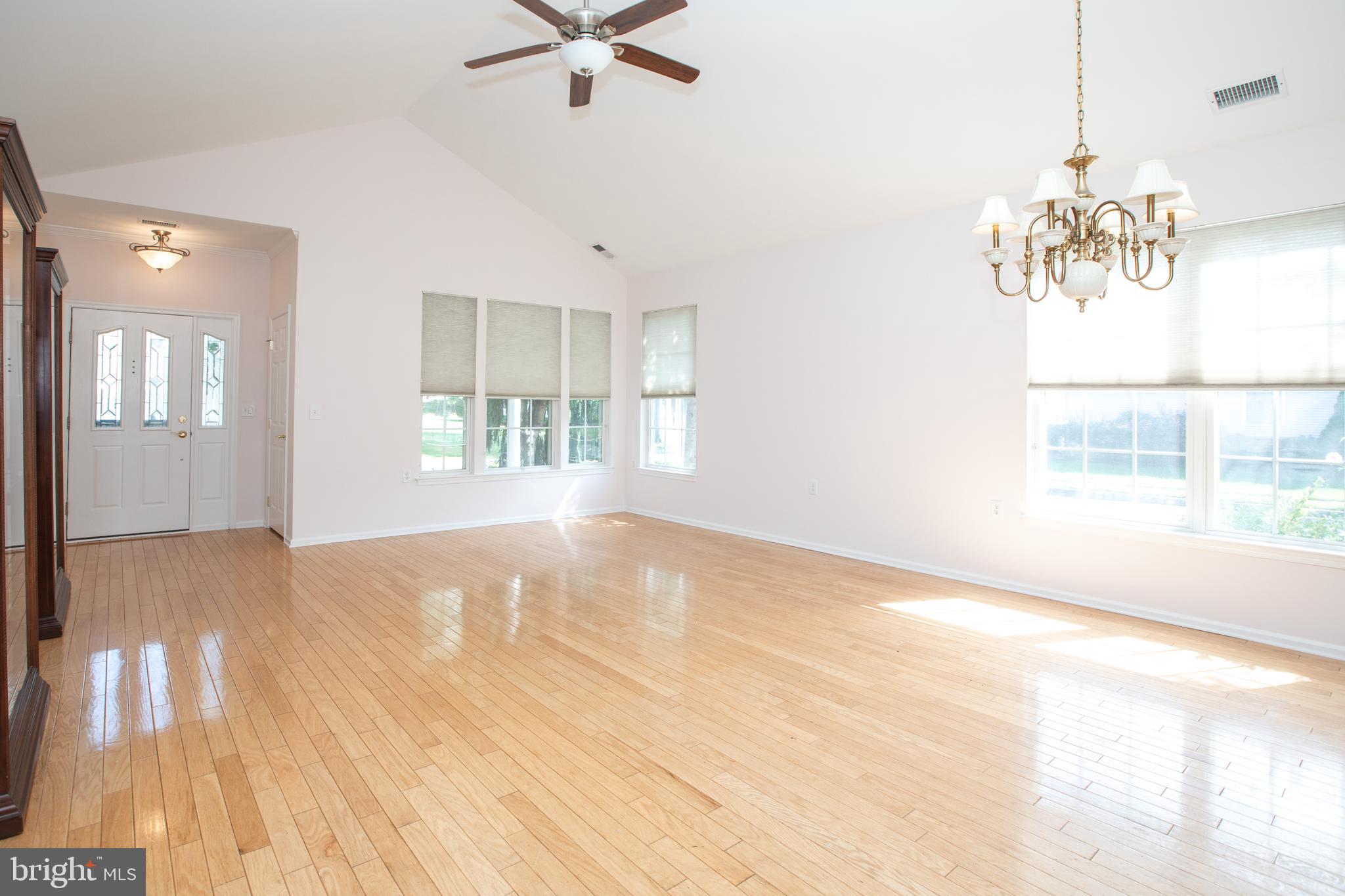 97 Hummingbird Drive Hamilton, NJ 08690 - Photo 21 of 23