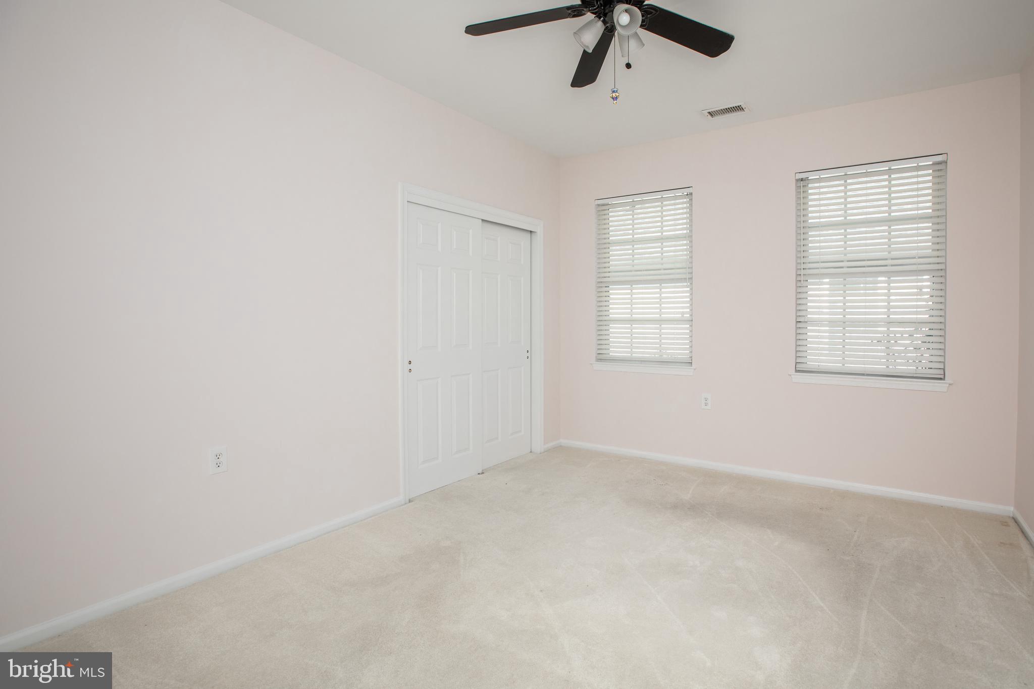 97 Hummingbird Drive Hamilton, NJ 08690 - Photo 10 of 23