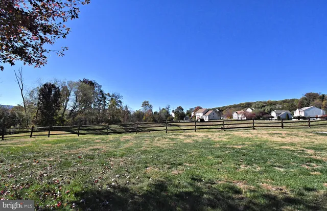 $475,000 | 306 Kingston Drive, Douglassville, PA 19518