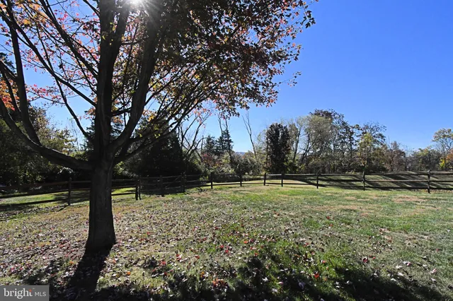 $475,000 | 306 Kingston Drive, Douglassville, PA 19518