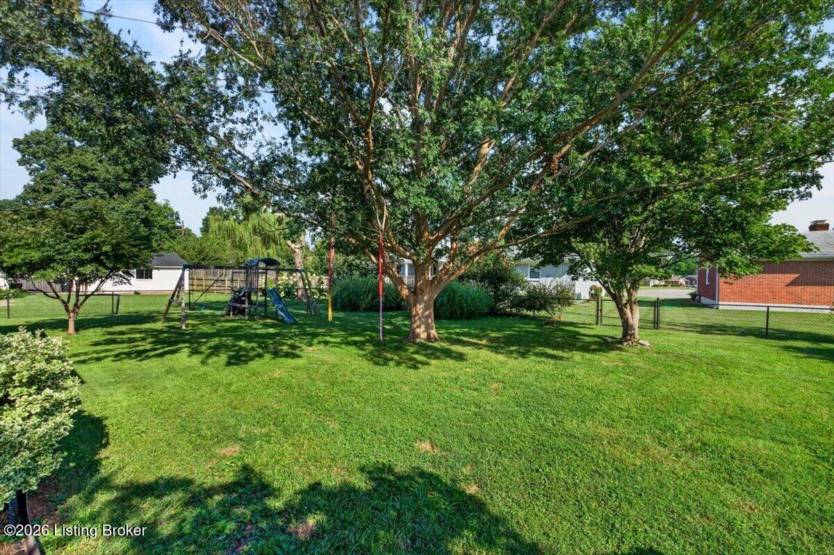 3524 Hanover Road Louisville, KY 40207 - Photo 40 of 42 41-untitled-41