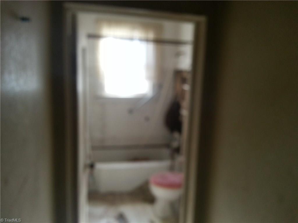 500 Morgan Road Eden, NC 27288 - Photo 3 of 6 Gallery Image 3