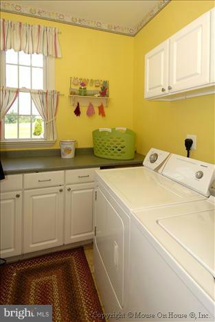 14806 Harrisville Road Mount Airy, MD 21771 - Photo 16 of 29 Interior (General)